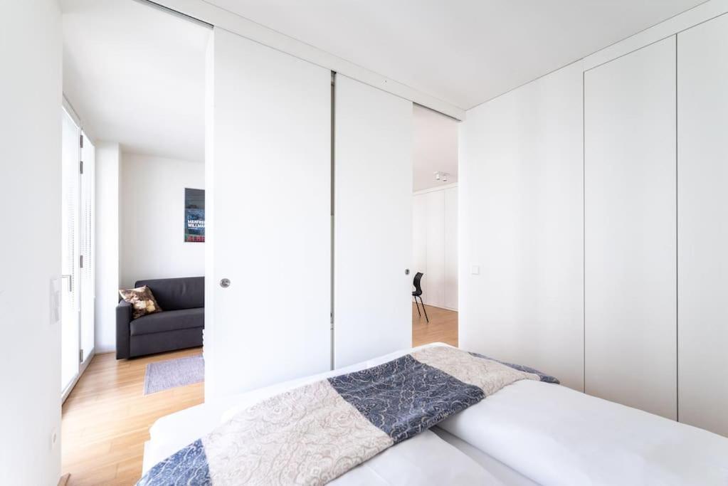 Smart With Terrace By Hm Viena